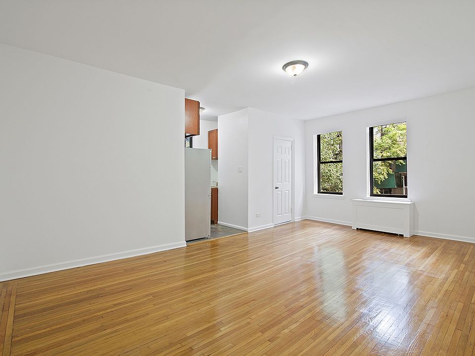 1st image of 220 W 24th St #2202C