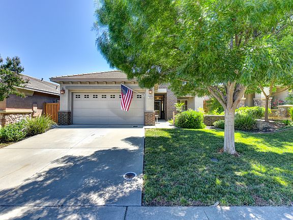 2nd image of 356 Lone Spur Dr