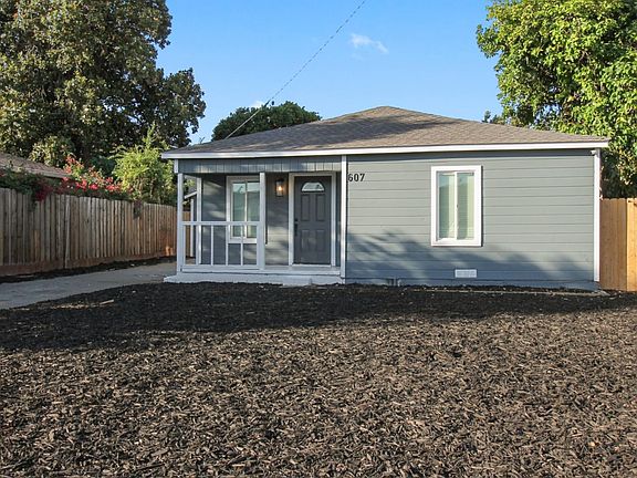 3rd image of 607 Welland Way