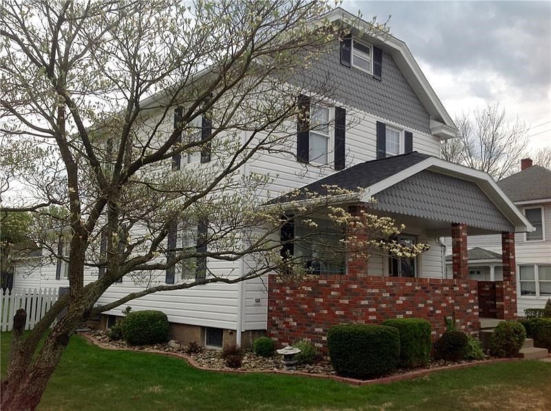 Welcome to 725 St Clair St on the "Hill" in Latrobe.