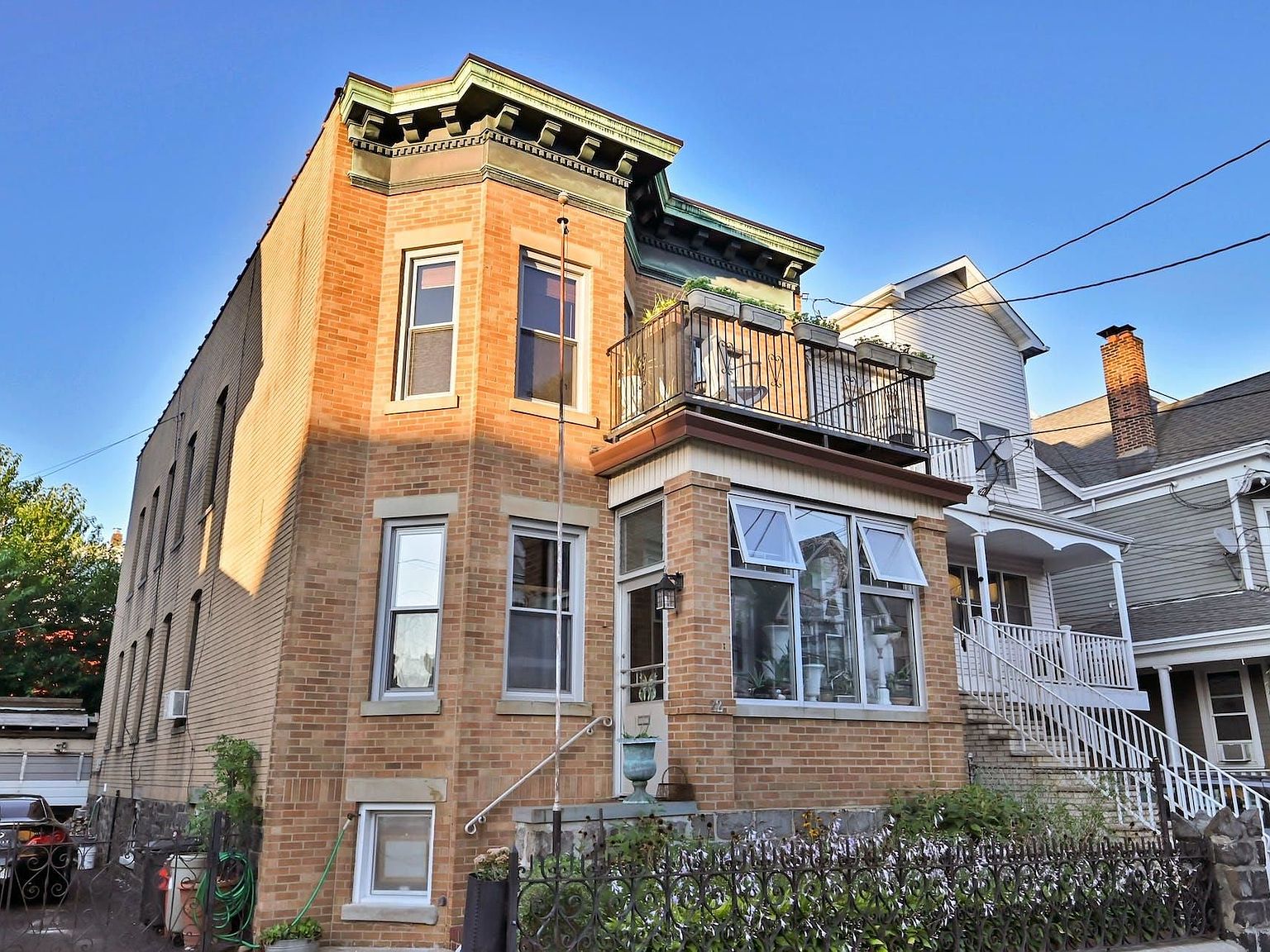 22 46th St FLOOR 2, Weehawken, NJ 07086 Zillow