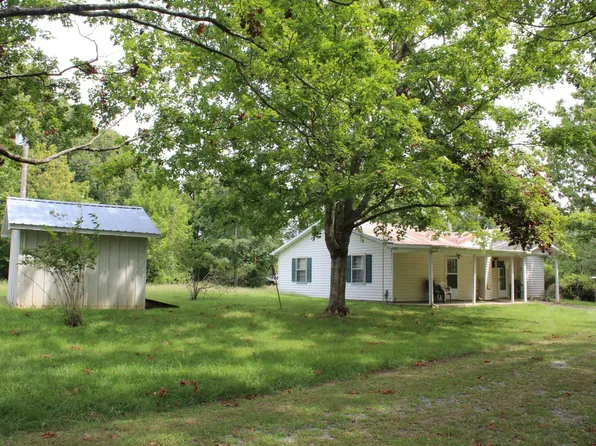 102 Crains Landing Rd, Dover, TN 37058