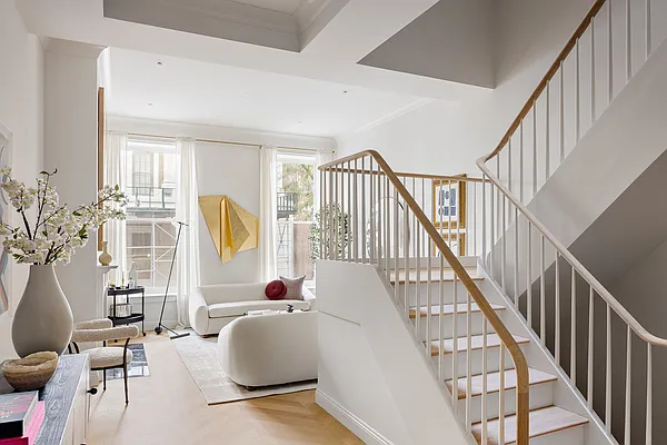 Rented by Compass | media 30