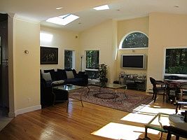 5th image of 17 Hillcrest Dr