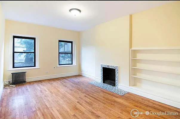 Rented by Douglas Elliman | media 14