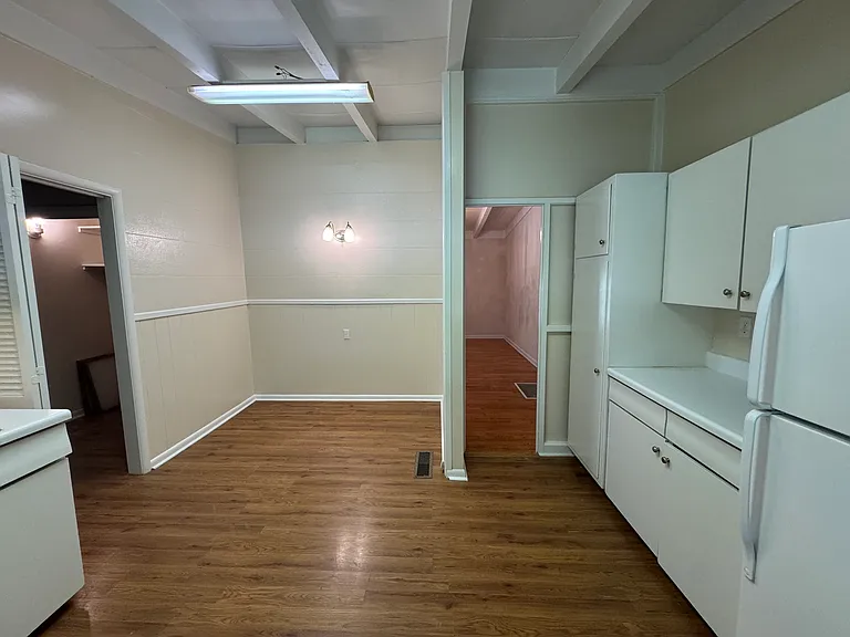 3930 Montclair Rd — Photo 13