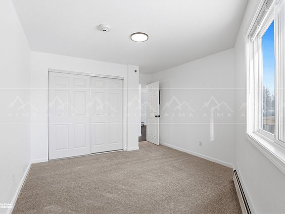 5th image of 3811 Minnesota Dr #309