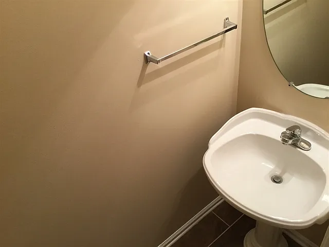 1832 Silver Cloud Ln — Photo 5