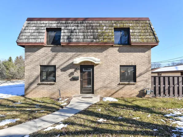 16107 W Heritage LANE, New Berlin, WI 53151