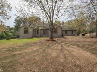 345 Castlewood Rd, Tyrone, GA 30290