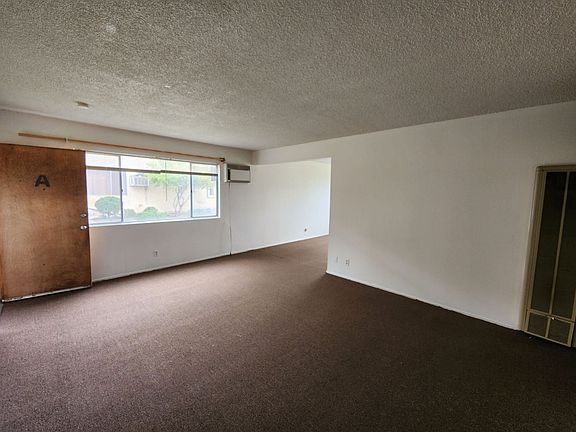 4th image of 10124 Laurel Ave APT A