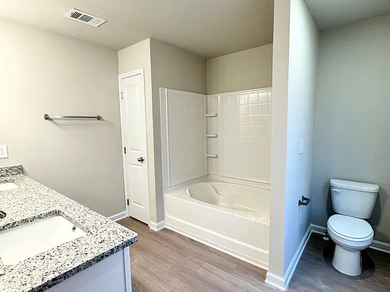 1209 McCoy St — Photo 15