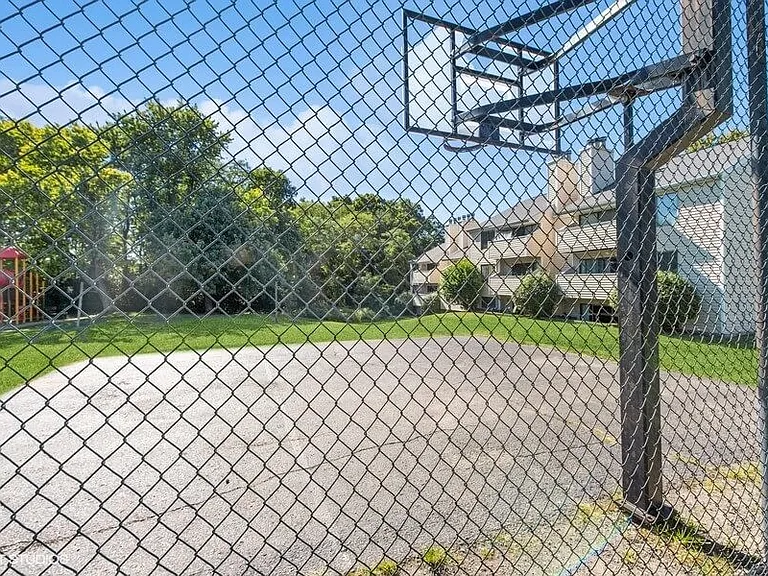 Resident Basketball Court