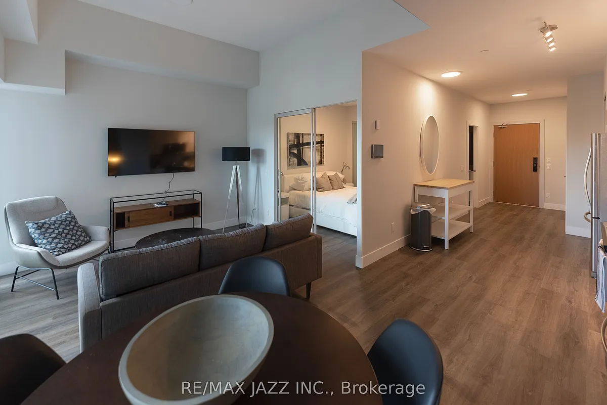 Building Photo - 80 Bond St E #1601