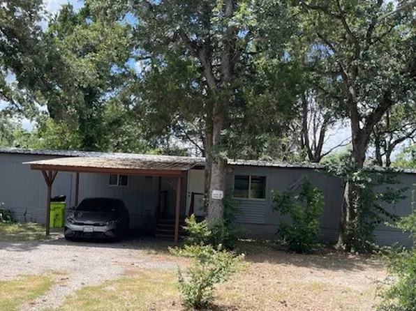 128 Park Dr, Bastrop, TX 78602