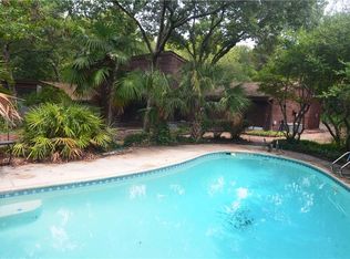 1441 N Joe Wilson Rd, Cedar Hill, TX 75104