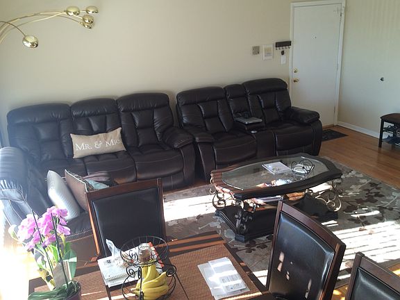 3rd image of 10112 Old Orchard Ct APT 3C
