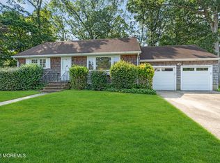 1545 Sterling Dr, Wall Township, NJ 08736