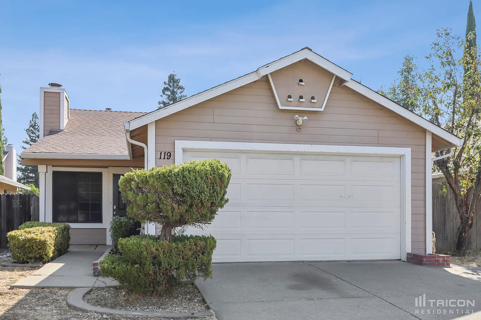 119 Catalpa Ln photo 1