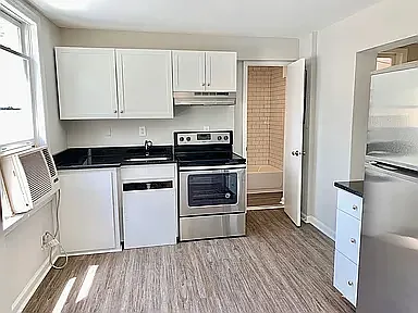 2 bed, 780 sqft, $1,800 — Photo 4