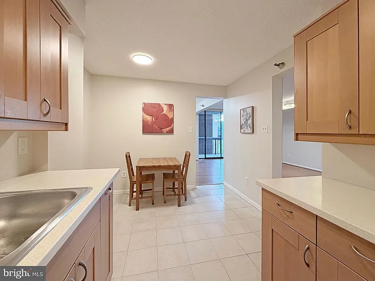 7401 Westlake Ter #610 — Photo 16