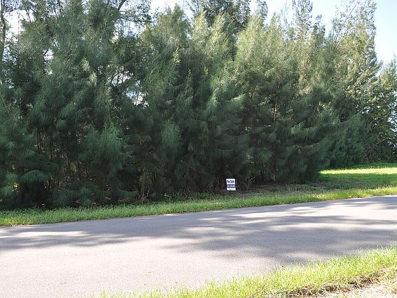 4th image of 126 SW 34th Ave