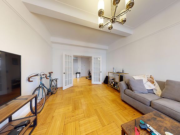 2nd image of 216 W 89th St APT 10A