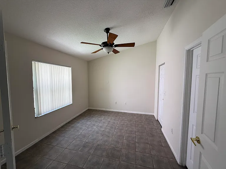 5140 Marla Dr — Photo 8