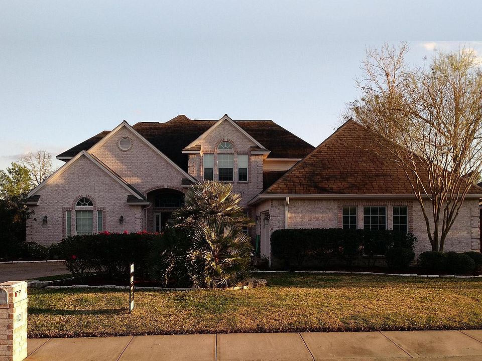 1st image of 812 Pine Valley Dr