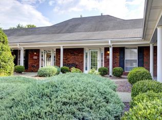 8446 Aspen Glen Way, Louisville, KY 40228
