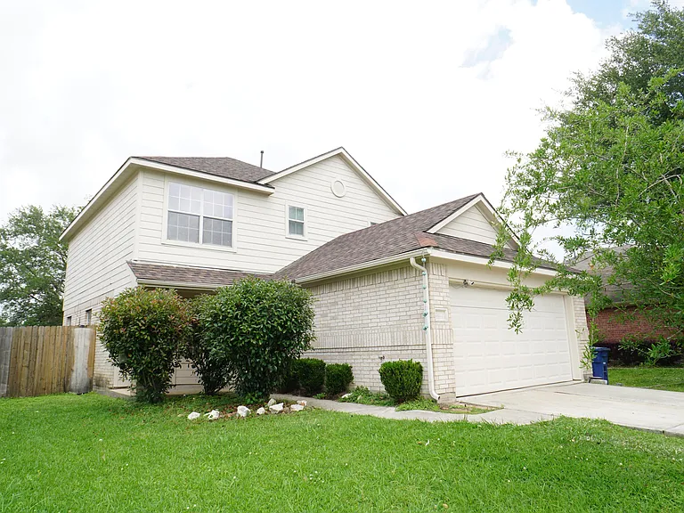 4403 Sprangletop Ave — Photo 1