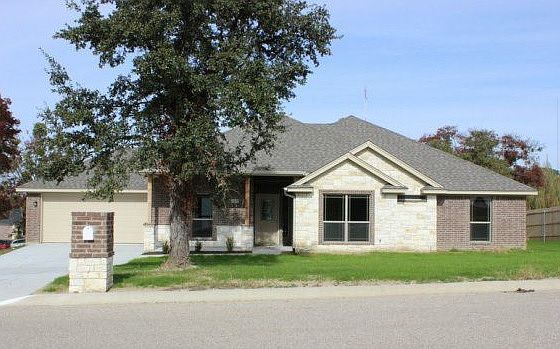 1st image of 3509 Churchhill Dr