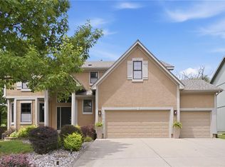 11813 W 138th St, Overland Park, KS 66221