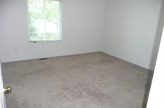 51970 Wembley Dr — Photo 18