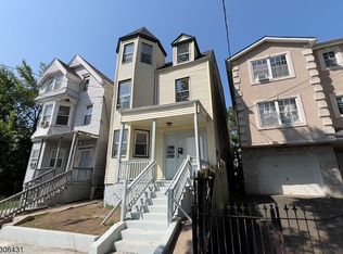 211 Fairmount Ave, Newark, NJ 07103