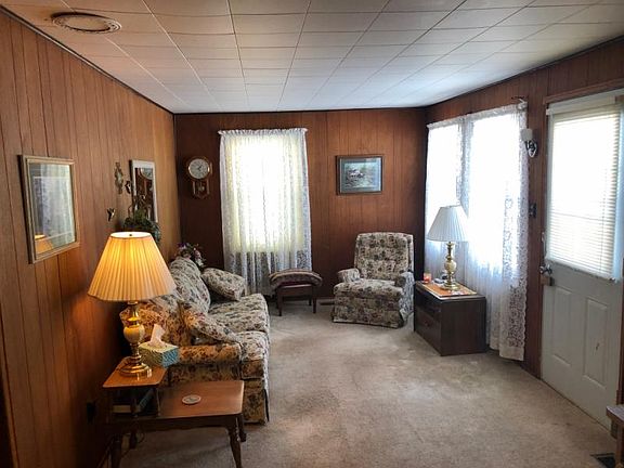 5th image of 11673 Hickory Dr