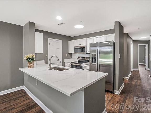 5th image of 104 Pier 33 Dr Unit 312