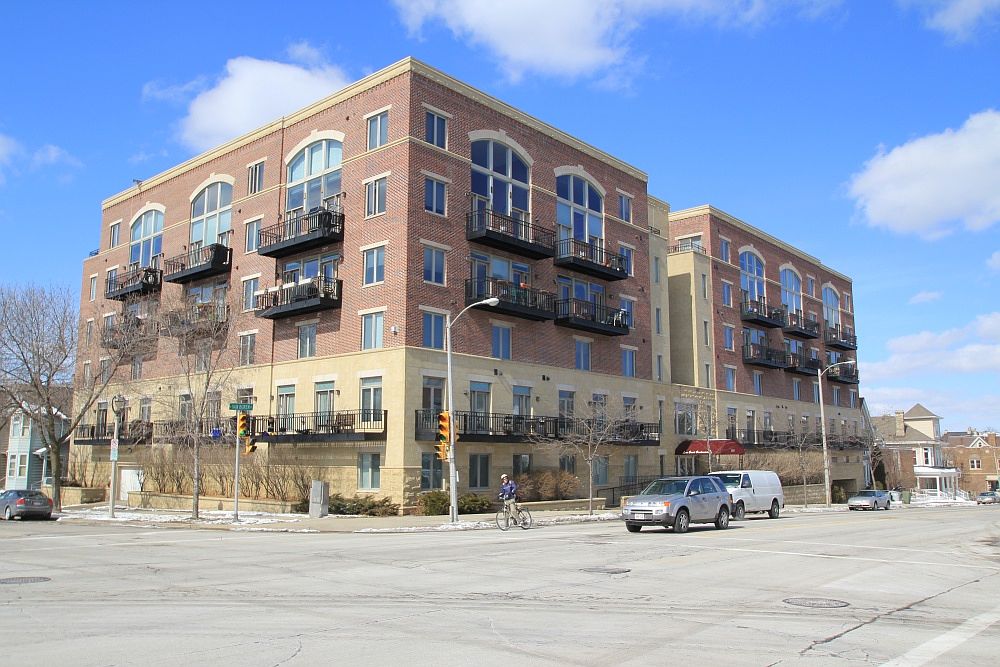 1515 N Van Buren St APT 505, Milwaukee, WI 53202 | Zillow
