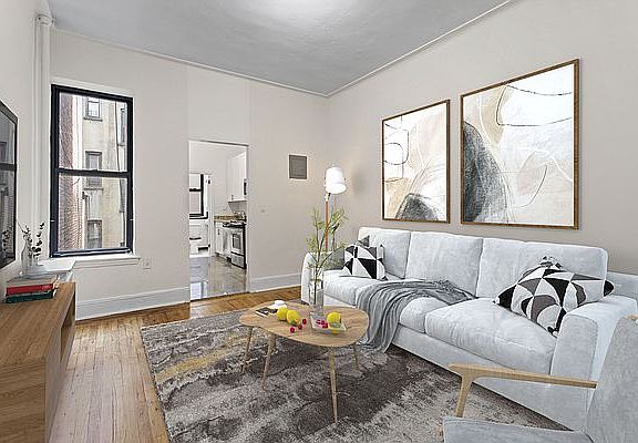 4th image of 1482 1st Ave Frnt 2