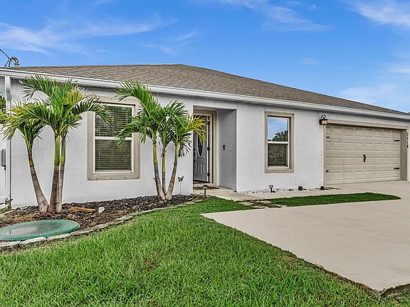 3rd image of 2518 SW SAVAGE Boulevard