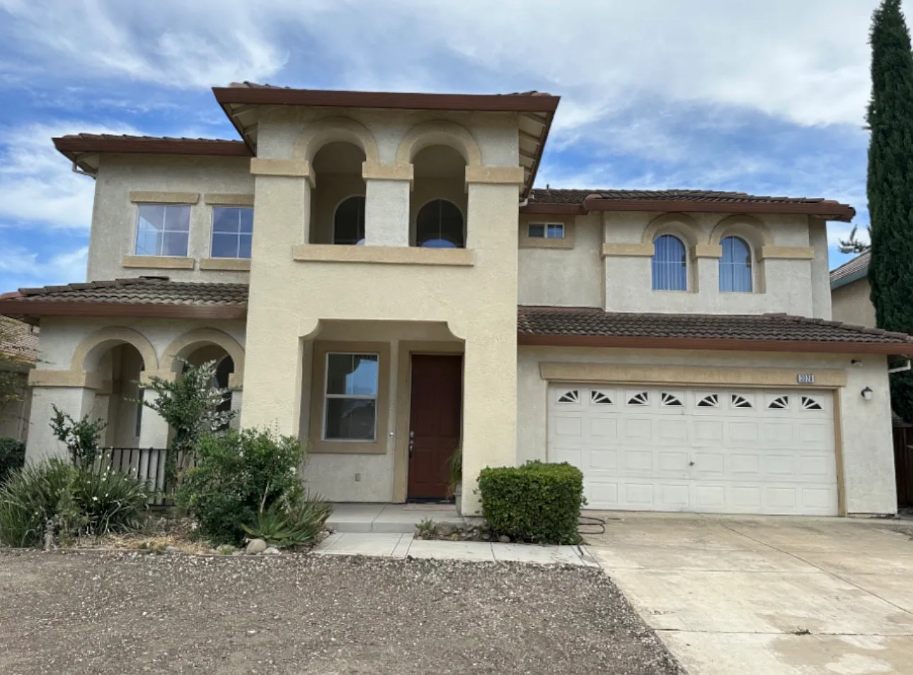 4 bed, 2816 sqft, $3,495 — Photo 1