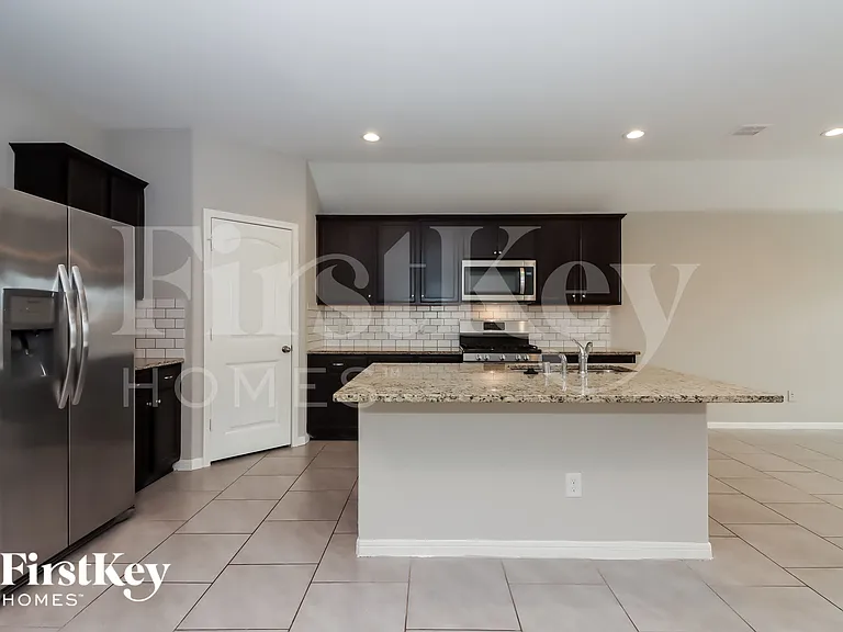 3003 Veeder Pass Ln — Photo 5