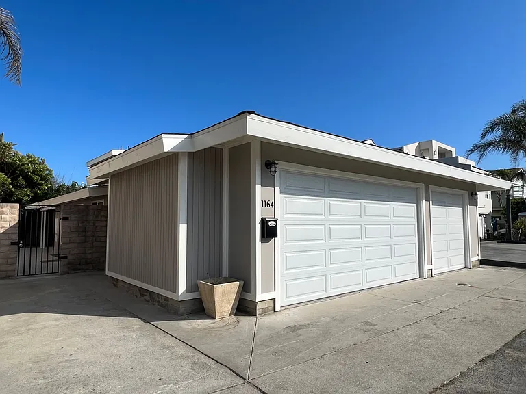 1164 Shelburn Ln — Photo 25