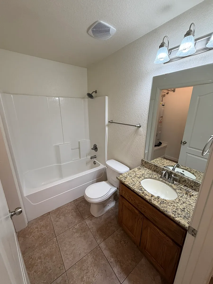 Building Photo - 8332 Saddle Brook Dr #B