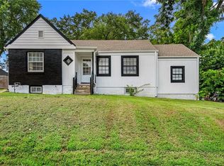 6804 Raytown Rd, Raytown, MO 64133