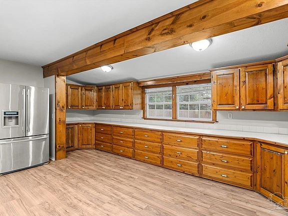 5th image of 4773 Oakland Dr