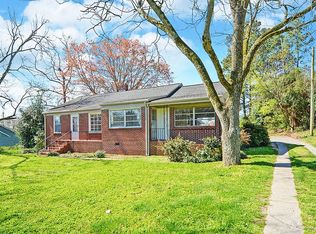 712 Benson St, Hartwell, GA 30643