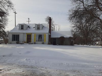 2565 Tiffin St, Flint, MI, 48504