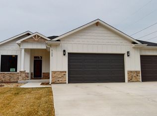 8100 SW 27th St, Topeka, KS 66614