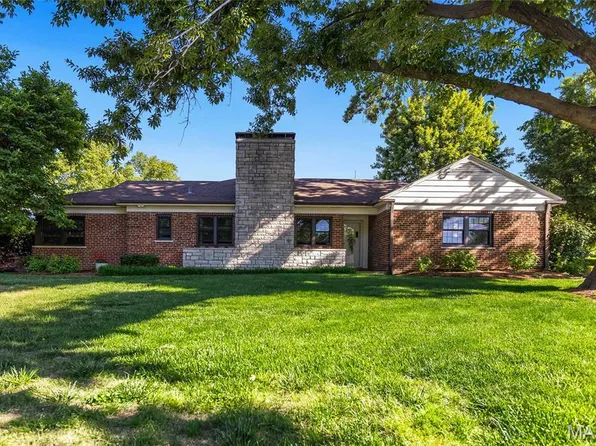 8015 New Haven Ave, Saint Louis, MO 63123